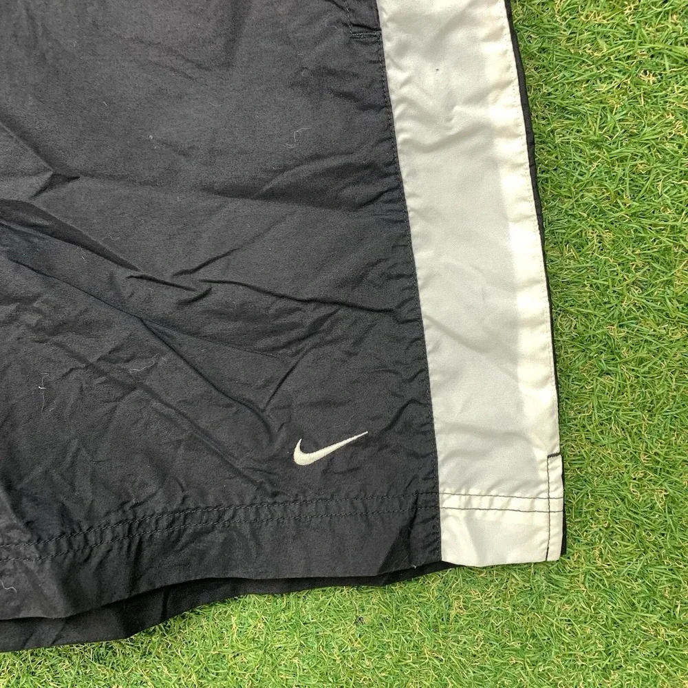 Vintage Nike Shorts Mens Extra Large XL Nylon Swim Shorts Mesh Lined Sportswear